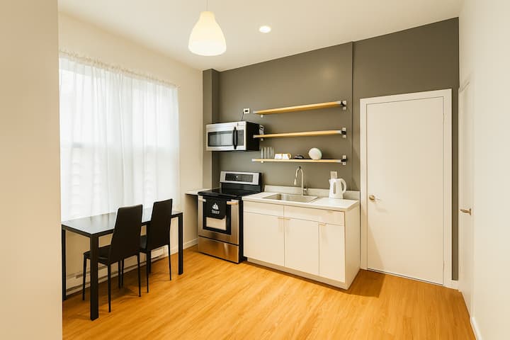 Private Stay Near Manhattan With Easy Bus Access - Weehawken, NJ