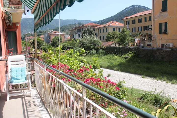 Casa Luì Luminosa Oasi Tra Mare E Centro - Levanto