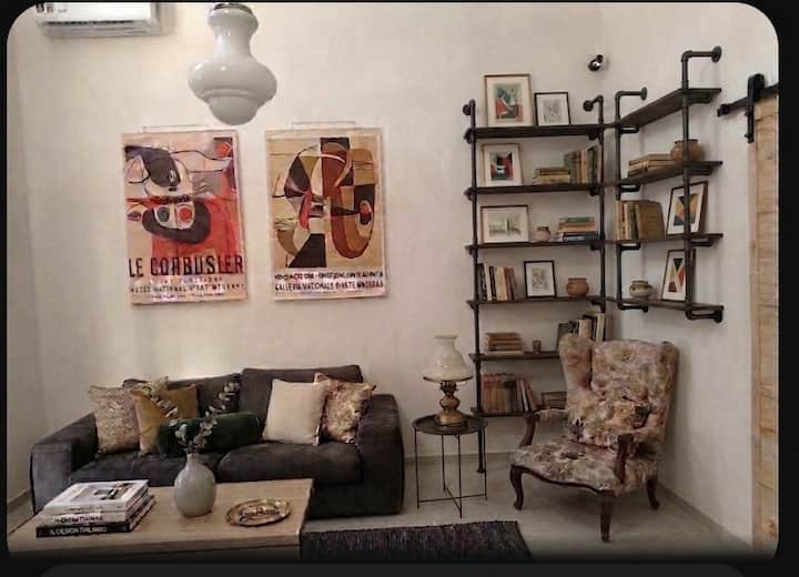 Bilocale Di Design Con Vasca In Camera Da Letto - Lecce