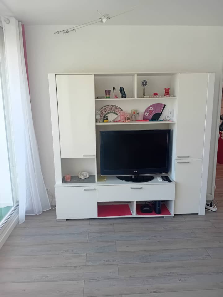 Grand T2 , Avec Petit Déjeuner Complet. - Marseille