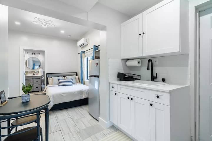 Stunning Luxury Studio In Miami - Miami, FL