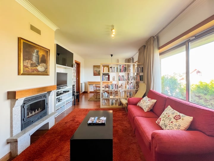 Villa Luzya - House With City Views And Balcony - Viana do Castelo