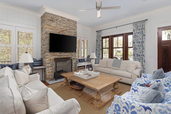 Tranquil Waterfront Retreat + Sunrise Views - Bluffton, SC