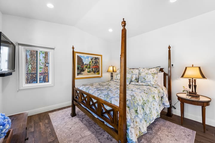 Casa Sueños - Casita King Bed
