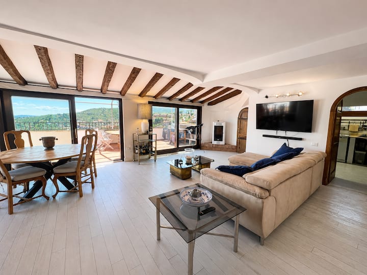 The View | Attique De Luxe - Orbetello