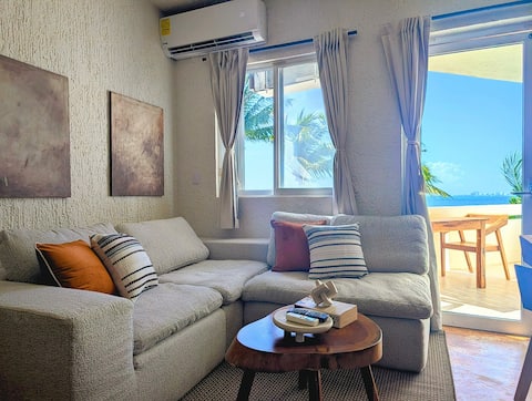 Popular Airbnb listing: Beachfront 1BR Oceanview | 2 Pools | Next to Ferry in Supermanzana 86
