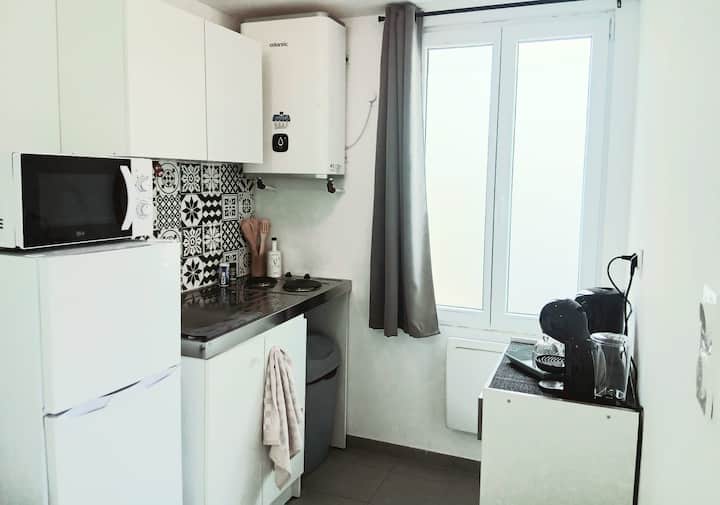 Maisonnette Cosy Avec Extérieur - Wifi Et Smart Tv - Monéteau