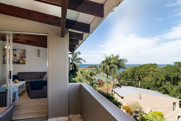 51 Chakas Rock-family Chalet Salt Rock - Dolphin Coast