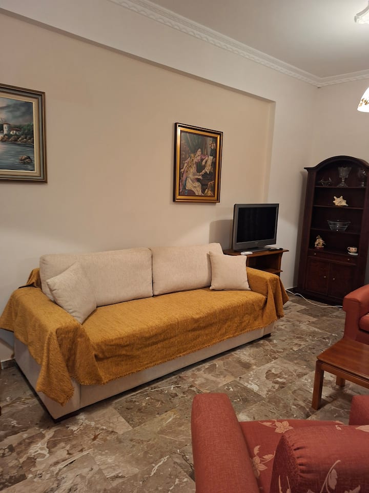 Fotini's Warm & Cozy Place - Kalamata