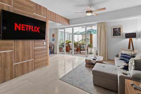 Top performing Airbnb: Luxury Condo in Golden Zone | Walk to Beach in Bucerías