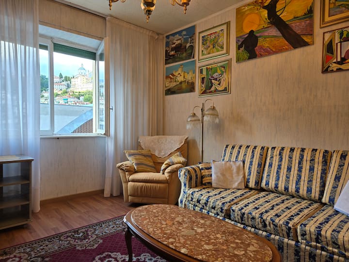Appartamento Nel Cuore Di Sanremo, Centro Storico. - Sanremo