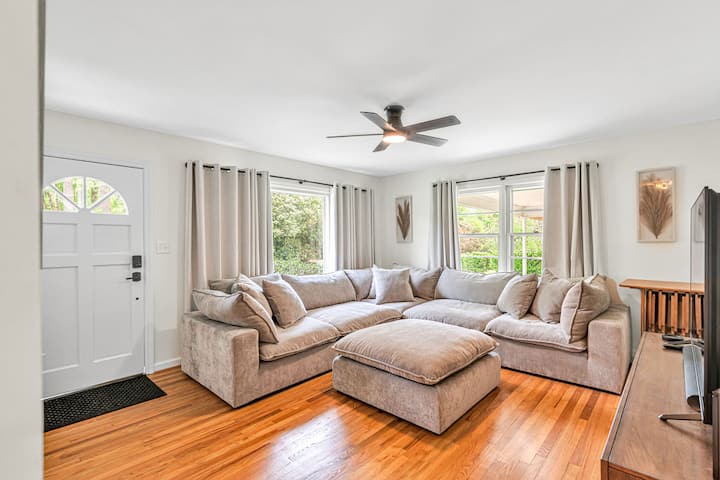 Updated Furnished 3br / Minutes From Town And Base - Jacksonville, NC