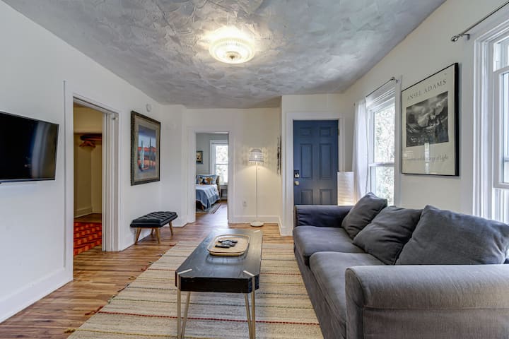 U Of M Top Floor 3br Duplex - Minneapolis, MN