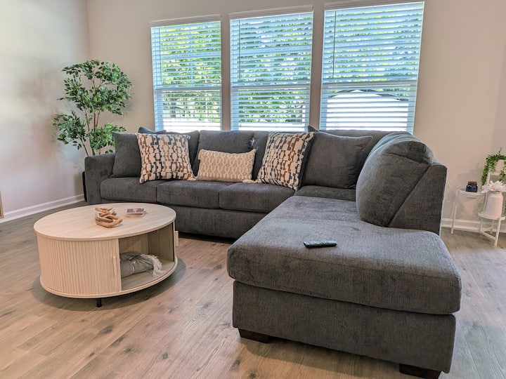 Midway To Main - New 4bd Near Downtown Davidson - Davidson, NC