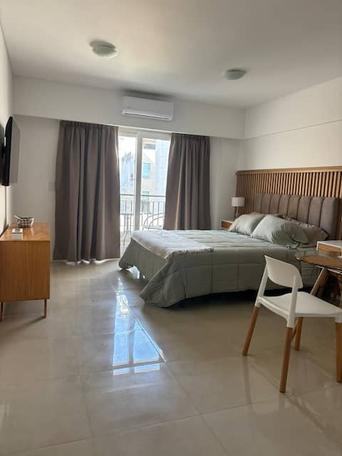 Popular Airbnb listing: Cozy furnished apartment in Monserrat