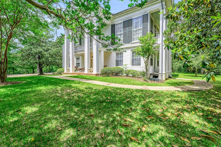 The Montgomery B&b - Entire Property - Starkville, MS