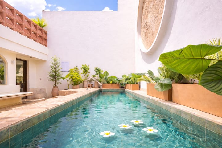 Private Pool 11br House For Groups In Laureles - Medellín