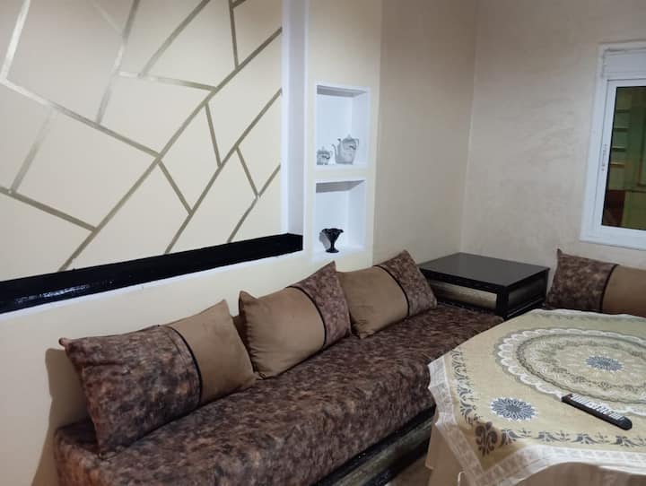 Appartement Meublé Calme Et Propre à 35 Merci - Oujda