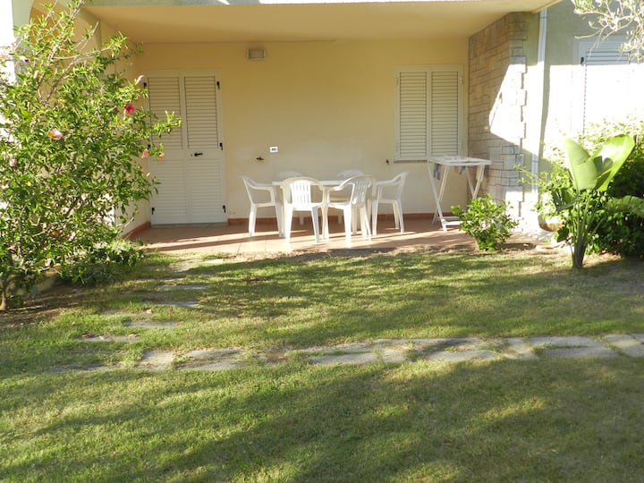 Sardegna-budoni Appartamento In Villa Con Giardino - Budoni