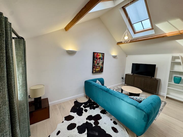 The Beams | Luxury Boutique Loft Retreat - Stratford-upon-Avon