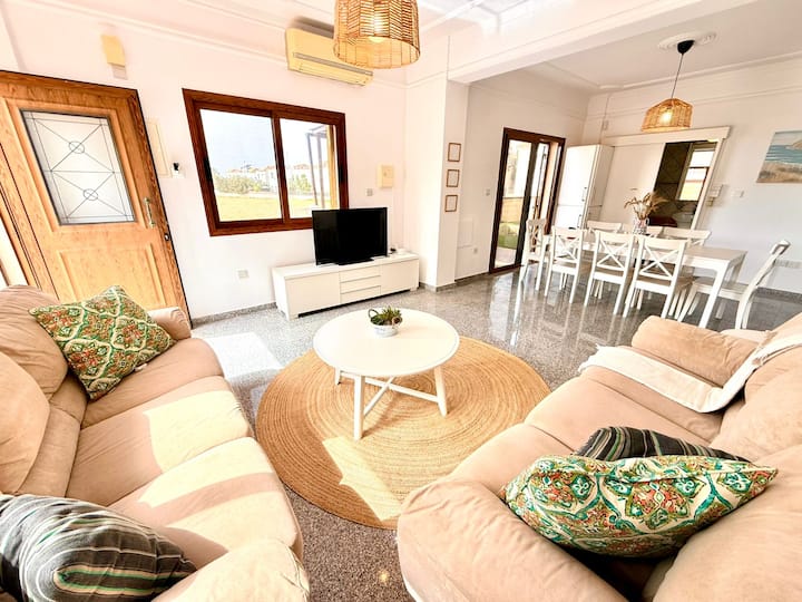 Dream Oceana Villa - Cyprus