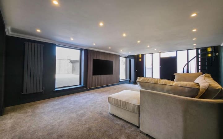 Luxury Loft Stay | 1 Bed | Ideal For Contractors - Cleethorpes