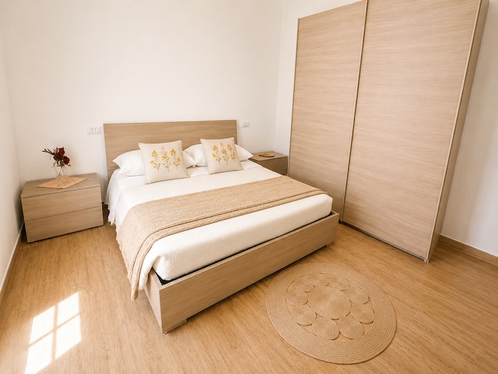 Stylish Apartment With Private Courtyard - Olbia