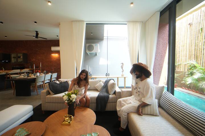 Living room image 8
