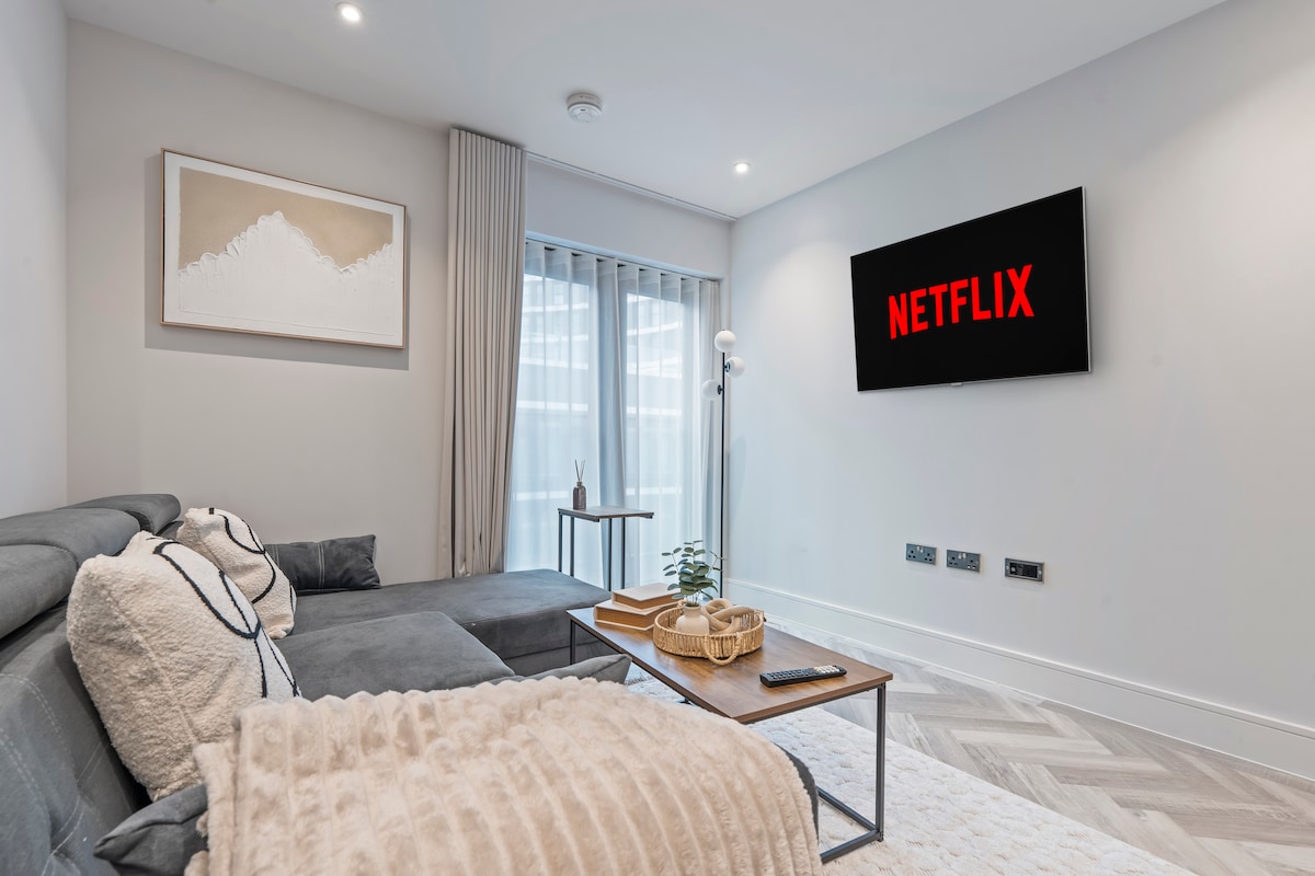 52 Pennel House