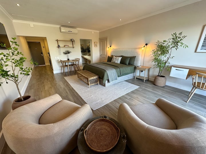 Modern Luxury At Botmanskop - Stellenbosch