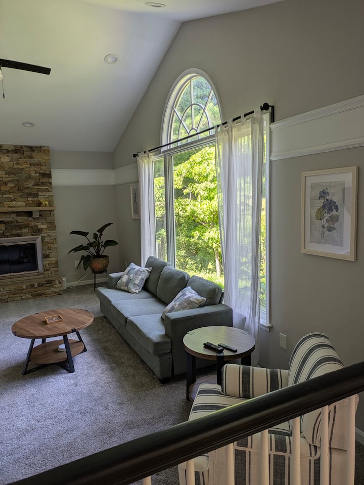 Elegant Woodland Escape! - Owings Mills, MD