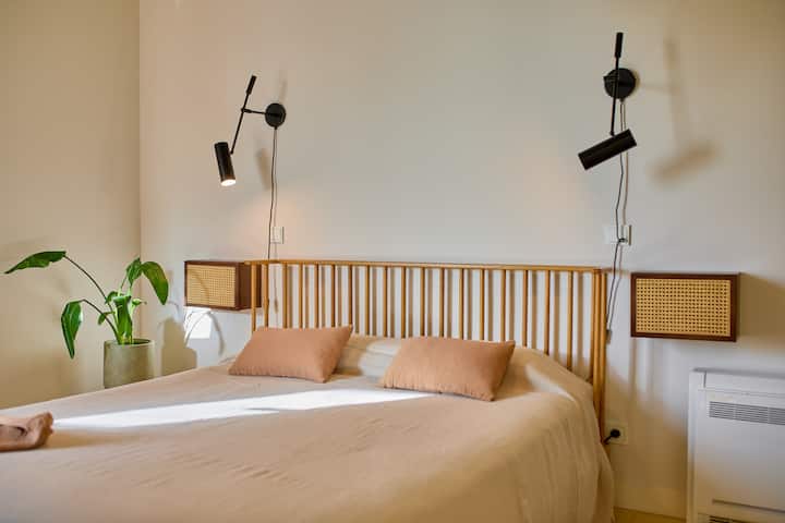 Modern T2 With Balcony & Spa Access - Porto