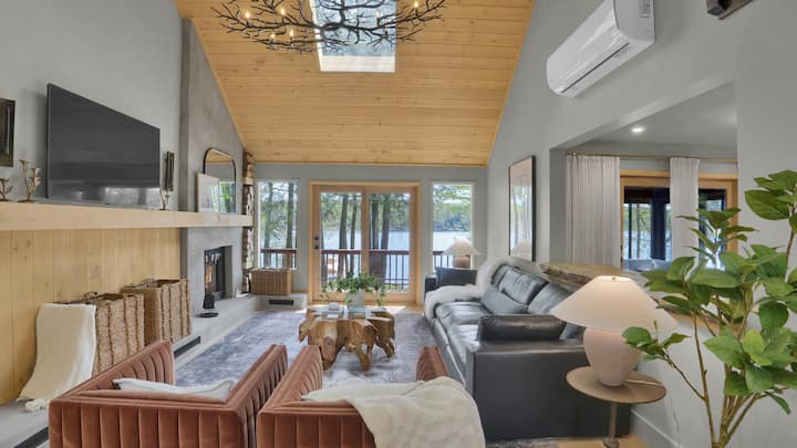 Dalia's Hideout, Lakefront Luxury - Lake Ariel, PA