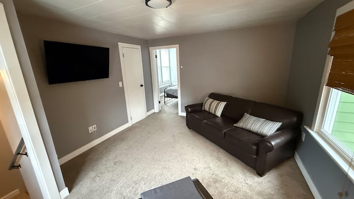 Lester Park One Bedroom - Duluth, MN