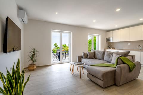Top performing Airbnb: Villa Vistas - Deluxe apartment on ground floor in Pobri