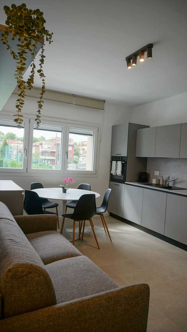 Vite Rossa Home - [Suite 2 Santa Croce] - Mestre