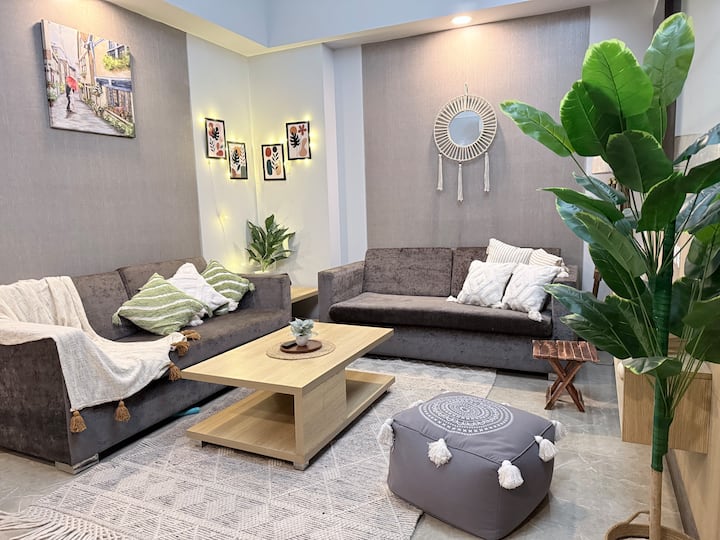 Ivyhomestays|1 Bhk|gurgaon|free Parking|projector - Gurgaon