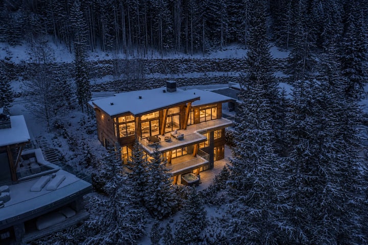 Timber Haven - Luxury Ski In Ski Out - Kadenwood - Whistler