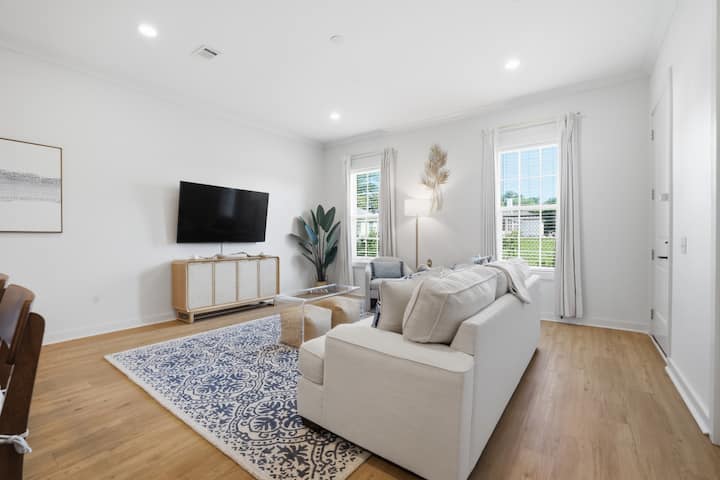 Coastline Escape 1br - Near Beach - Pass Christian, MS