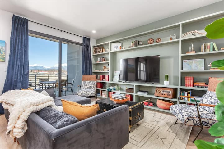 Top Floor 2 Br Hot Tub W/ Massive Views - Salida, CO