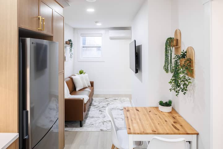 U03 - Cable Tv -Newly Renovated - Downtown - Charlottetown