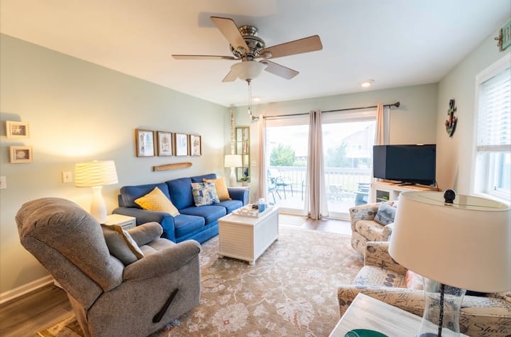 Ocean Isle Beach Escape | Pool + Walk To Beach - Ocean Isle Beach, NC