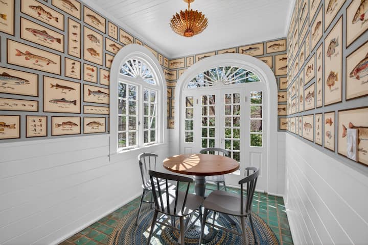 The Estate At Pine Hill | Luxury | Pool & Hot Tub - Ogunquit, ME