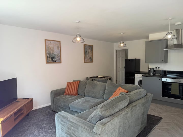 Grasmere 2 Gatwick 2 Bed Flat Private Parking - 레드힐