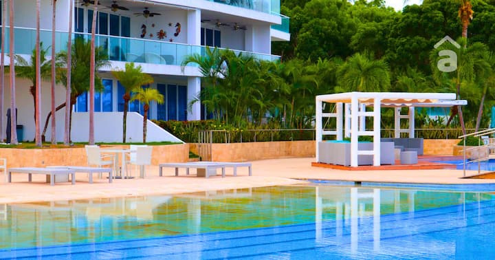 Beachfront Condo · Monthly Stays · Fast Wifi - Panama