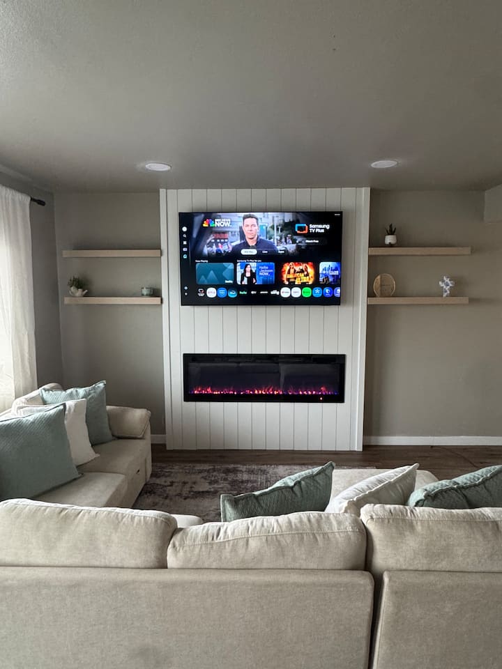 Lakefront Apartment - Moses Lake, WA