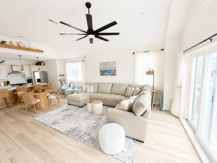 Brand New 3 Bed 2.5 Bath, Parking & Roof Deck! - Avalon, NJ