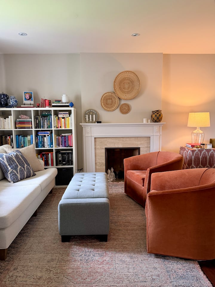 Warm-stylish Homestay Near Waterfront +Fifa Action - Mississauga