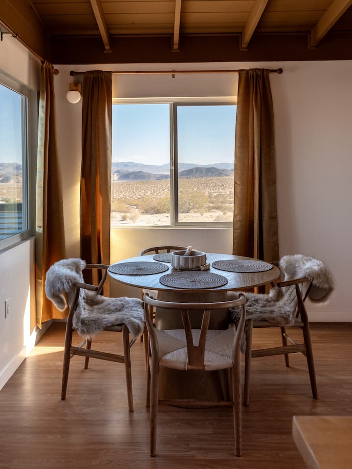 Desert Oasis · Joshua Tree Park · Stargazing - Houses for Rent in