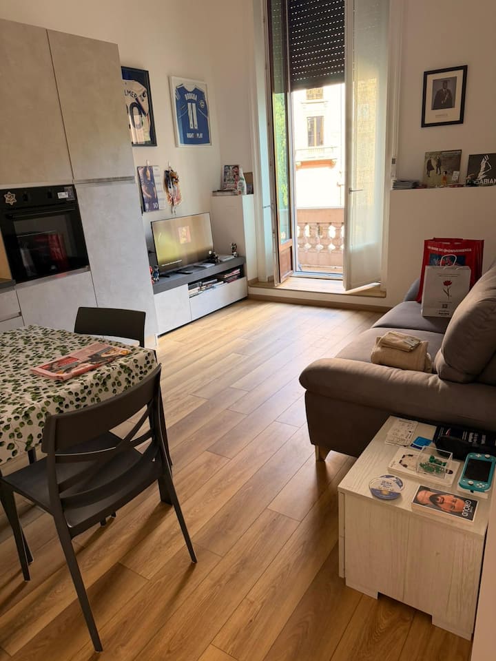 Bright & Cozy Flat In Novara - Novara